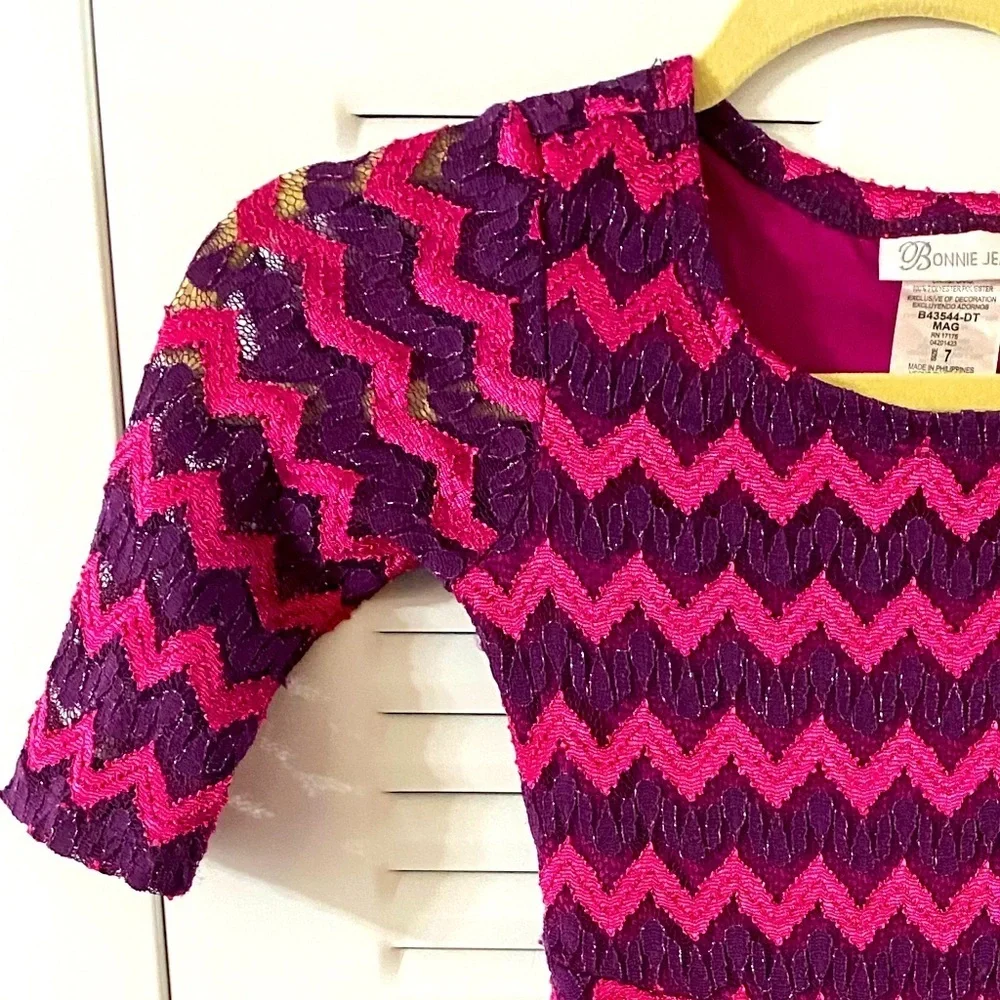 Bonnie Jean Lace Dress, Girls Sz 7, Geometric, Semi sheer sleeves, Like new‍